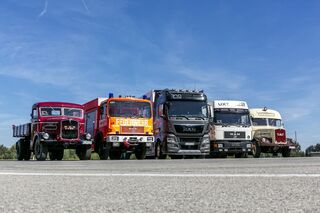 Fahrvergleich Der Generationen Funf Epochale Lkw Im Portrat Eurotransport