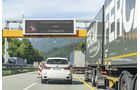 Bilder einer Lkw-Blockabfertigung auf der Inntal-Autobahn A12 in Tirol