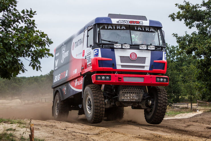 Buggyra testet Dakar-Tatra 815