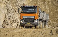 DAF XF 460 Kipper orange Vergleich Test