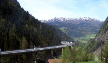 Die Luegbrücke in Österreich
