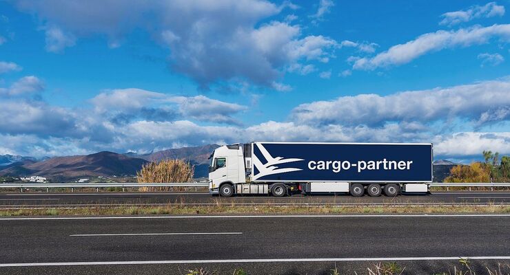 Lkw von Cargo-Partner auf der neuen Seidenstraße