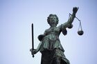 Recht, Gericht, Justizia, Justitia, Justiz, Urteil, Gerechtigkeit, Jura, Waage,  *** Local Caption *** etmonline