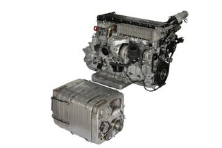 Schwere Nutzfahrzeuge Mercedes Benz Stellt Neue Motoren Vor Eurotransport
